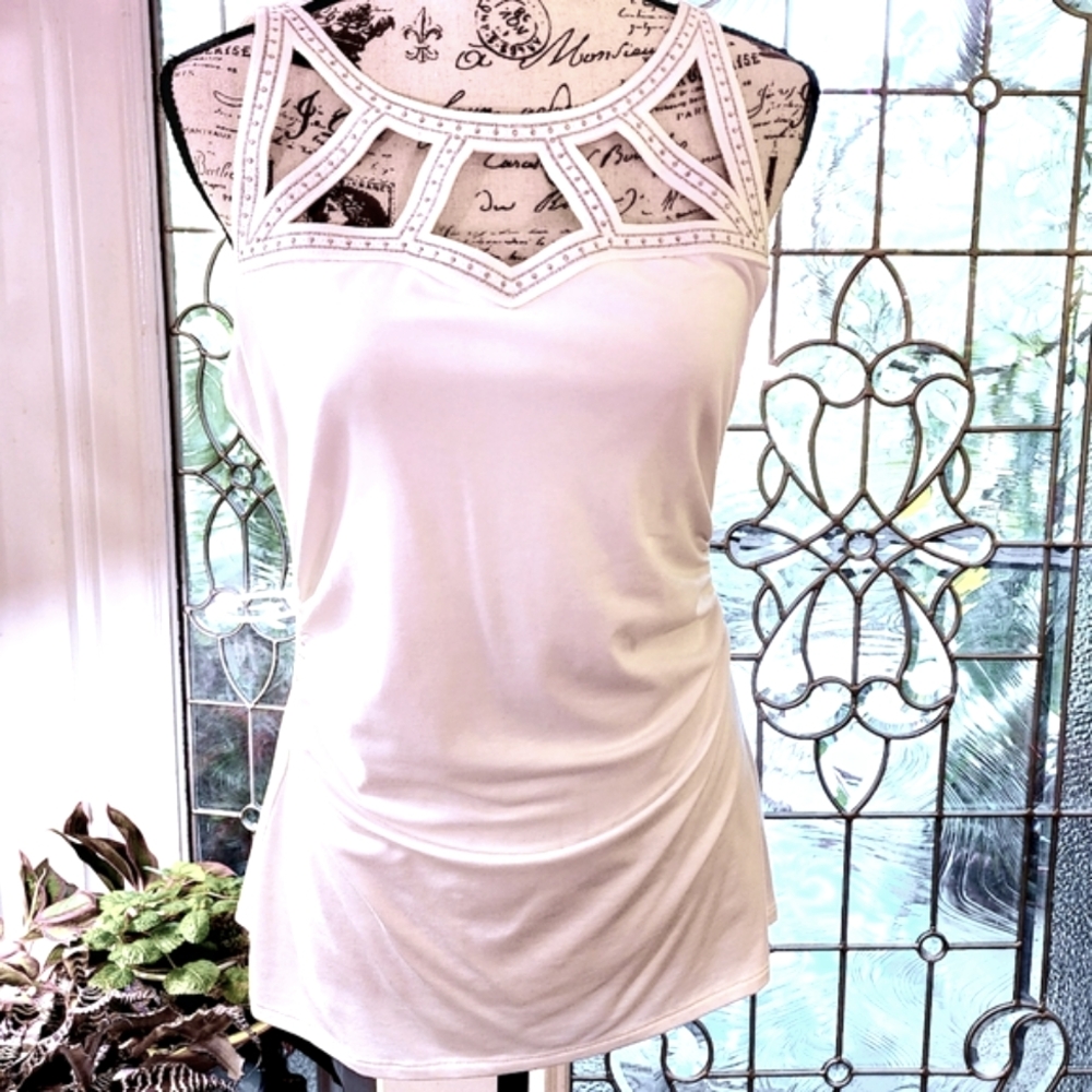 White House Black Market FINAL MARKDOWN White Embellished Cage neckline top M